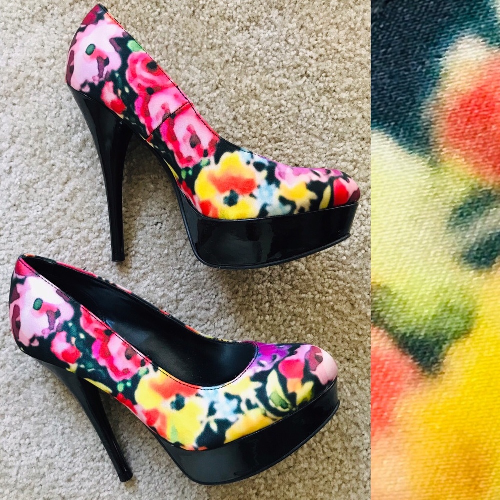 BRASH Floral Print PLATFORM HEELS Size 7 New